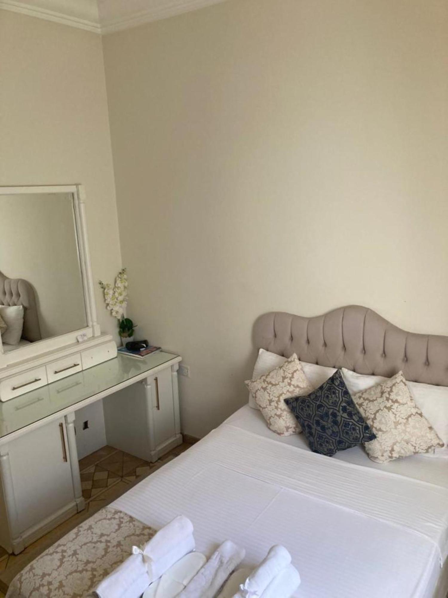 Lord'S Residence Boutique Hotel Kyrenia  Exterior foto